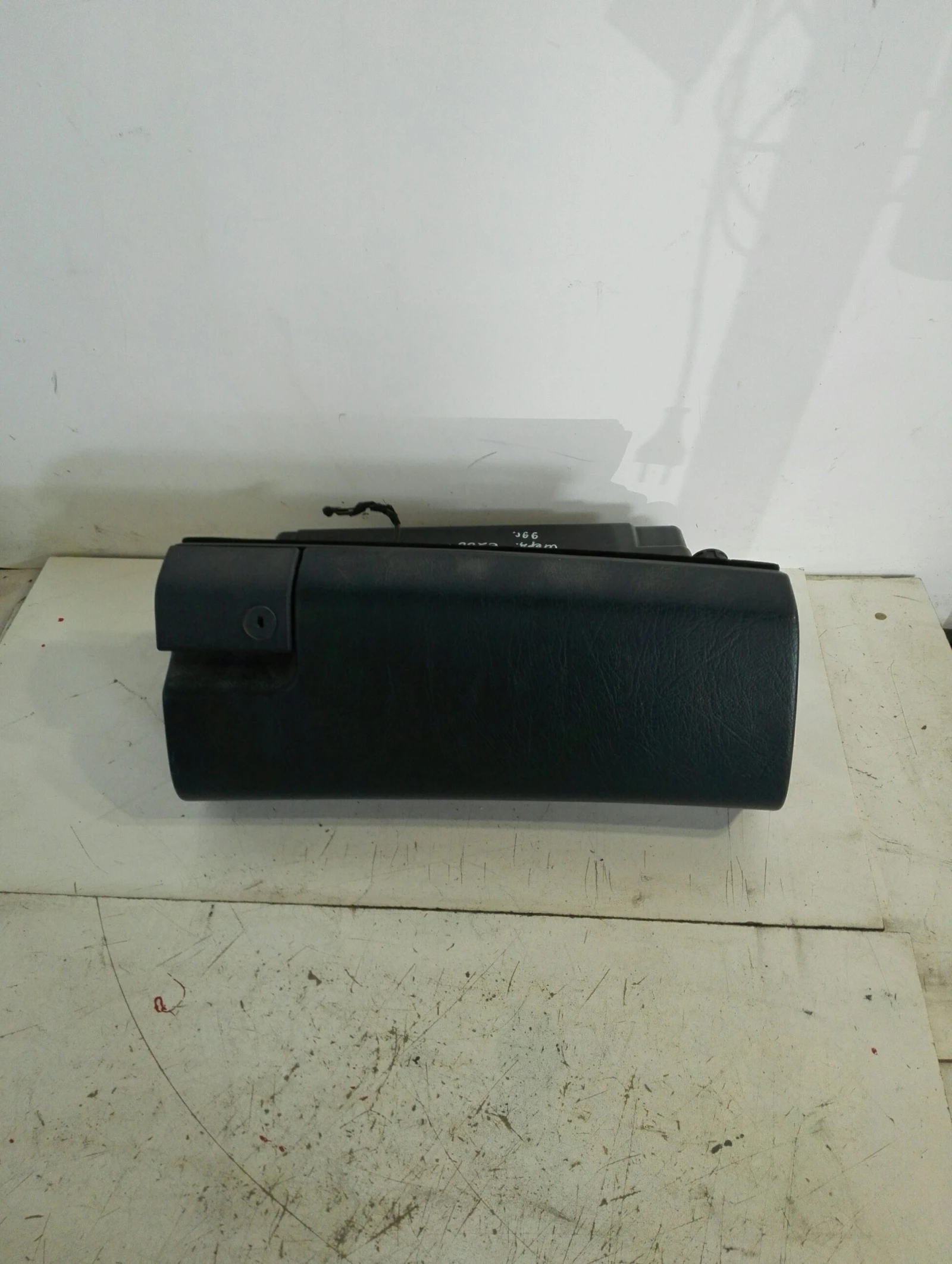 Жабка Мерцедес Е200