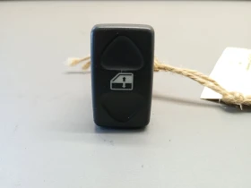 Копче ел стъкло предно дясно Ленд Роувър Фрилендър тд4