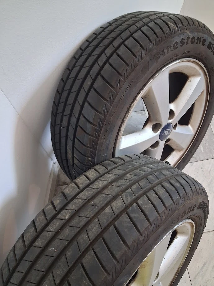 Гуми с джанти Firestone 205/55R16, снимка 2 - Гуми и джанти - 54998334