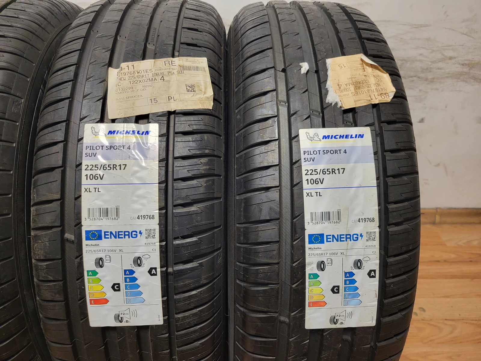 Гуми Летни 225/65R17, снимка 3 - Гуми и джанти - 56732878