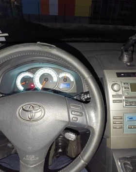 Toyota Corolla verso, снимка 8