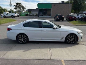 BMW 530 530i xDrive  CARFAX, снимка 3