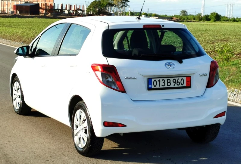 Toyota Yaris 1.4D4D, снимка 4 - Автомобили и джипове - 45472289