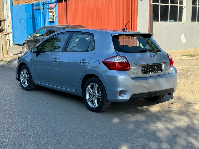 Toyota Auris Hybrid Швейцария, снимка 10 - Автомобили и джипове - 47035386