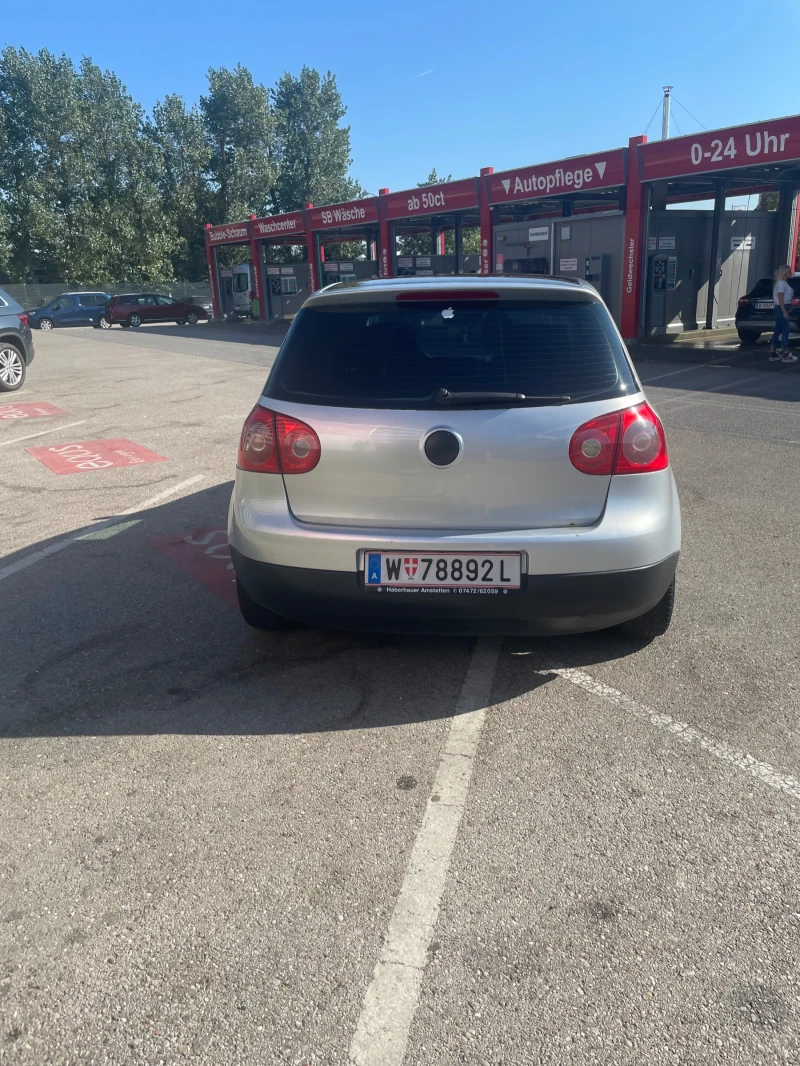 VW Golf 1.9 Tdi 105 , снимка 6 - Автомобили и джипове - 47541090