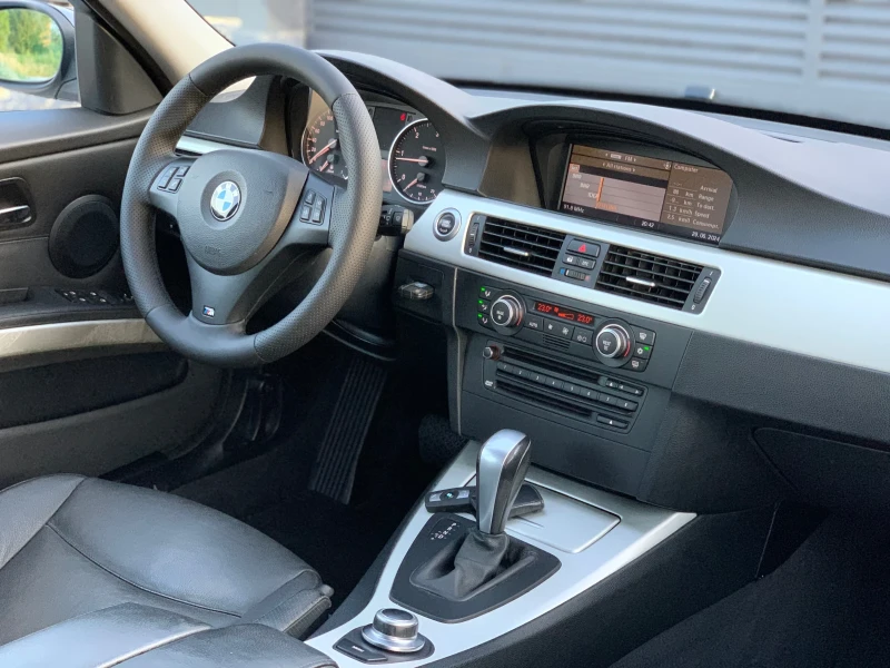 BMW 320 FULL* ITALY, снимка 12 - Автомобили и джипове - 47634142