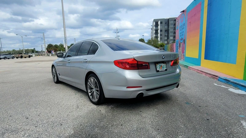 BMW 530 RWD* KEYLESS* , снимка 5 - Автомобили и джипове - 47748910