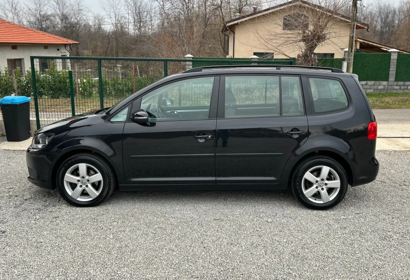 VW Touran 1.6TDI* 7 МЕСТЕН* ПОДГРЕВ, снимка 7 - Автомобили и джипове - 48164137