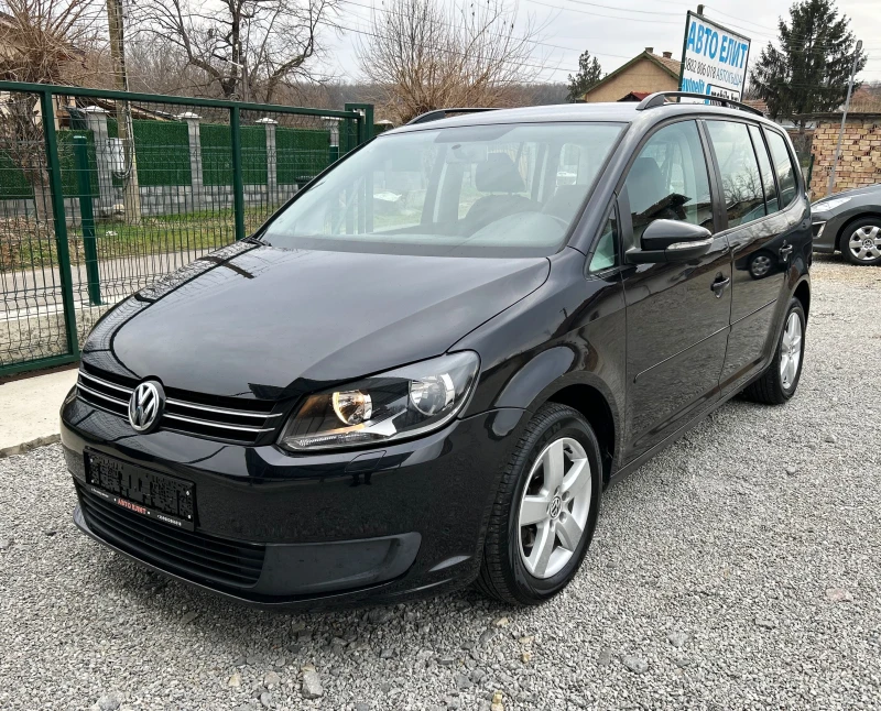 VW Touran 1.6TDI* 7 МЕСТЕН* ПОДГРЕВ, снимка 3 - Автомобили и джипове - 48164137