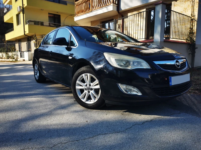 Opel Astra 1.4T, NAVI, Cosmo, снимка 1 - Автомобили и джипове - 48563816