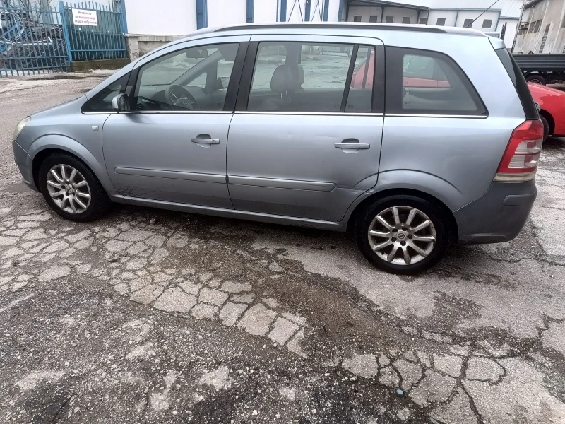 Opel Zafira, снимка 5 - Автомобили и джипове - 48500266