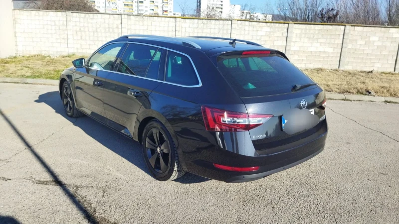 Skoda Superb L&К, снимка 6 - Автомобили и джипове - 49421525