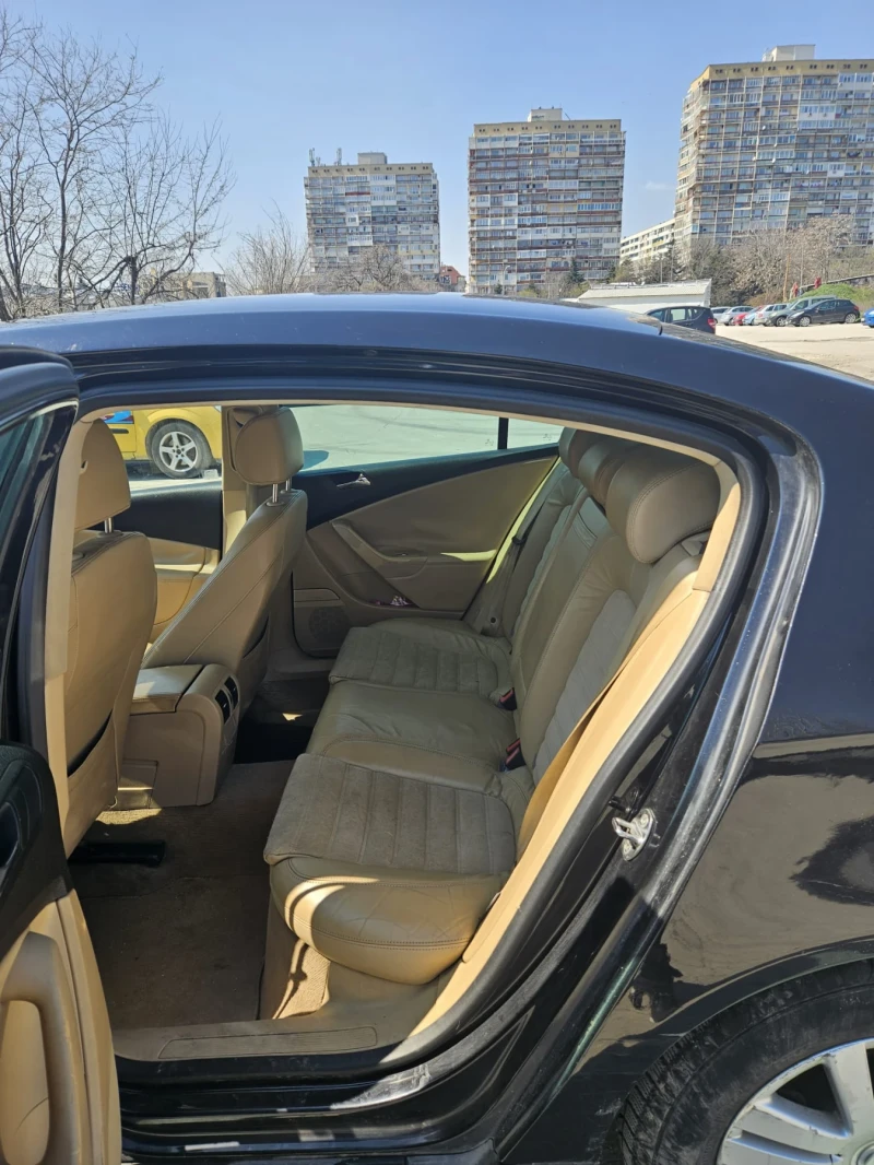 VW Passat, снимка 10 - Автомобили и джипове - 49584594