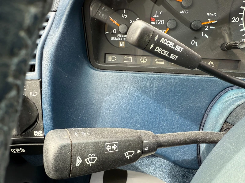 Mercedes-Benz SL 500 Уникално запазен, снимка 13 - Автомобили и джипове - 49663624