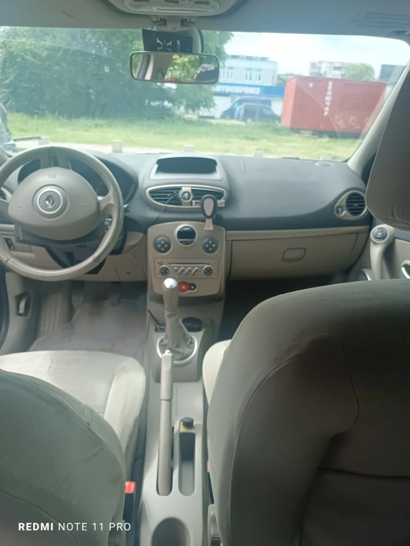 Renault Clio, снимка 9 - Автомобили и джипове - 51171299