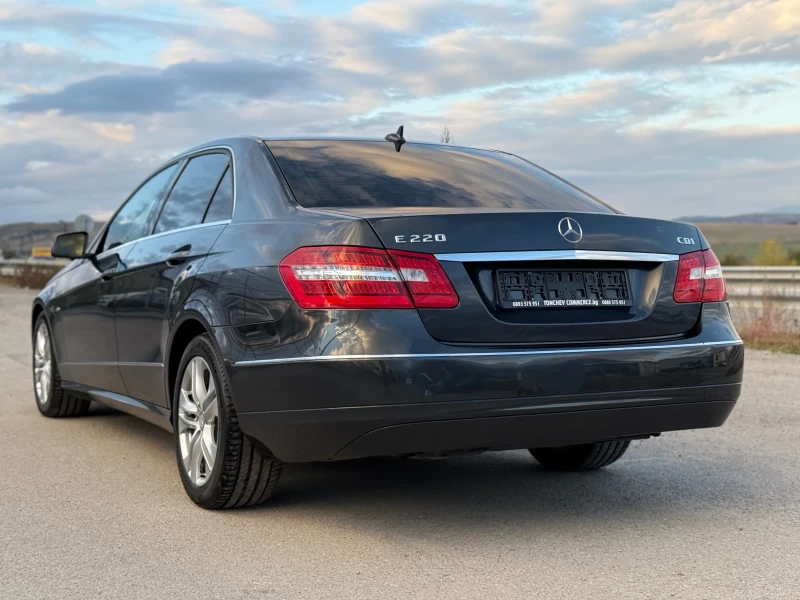 Mercedes-Benz E 220 2.2-cdi-УНИКАТ-AVANTGARDE-LED-XENON-BI XENON-TOP, снимка 4 - Автомобили и джипове - 52339553