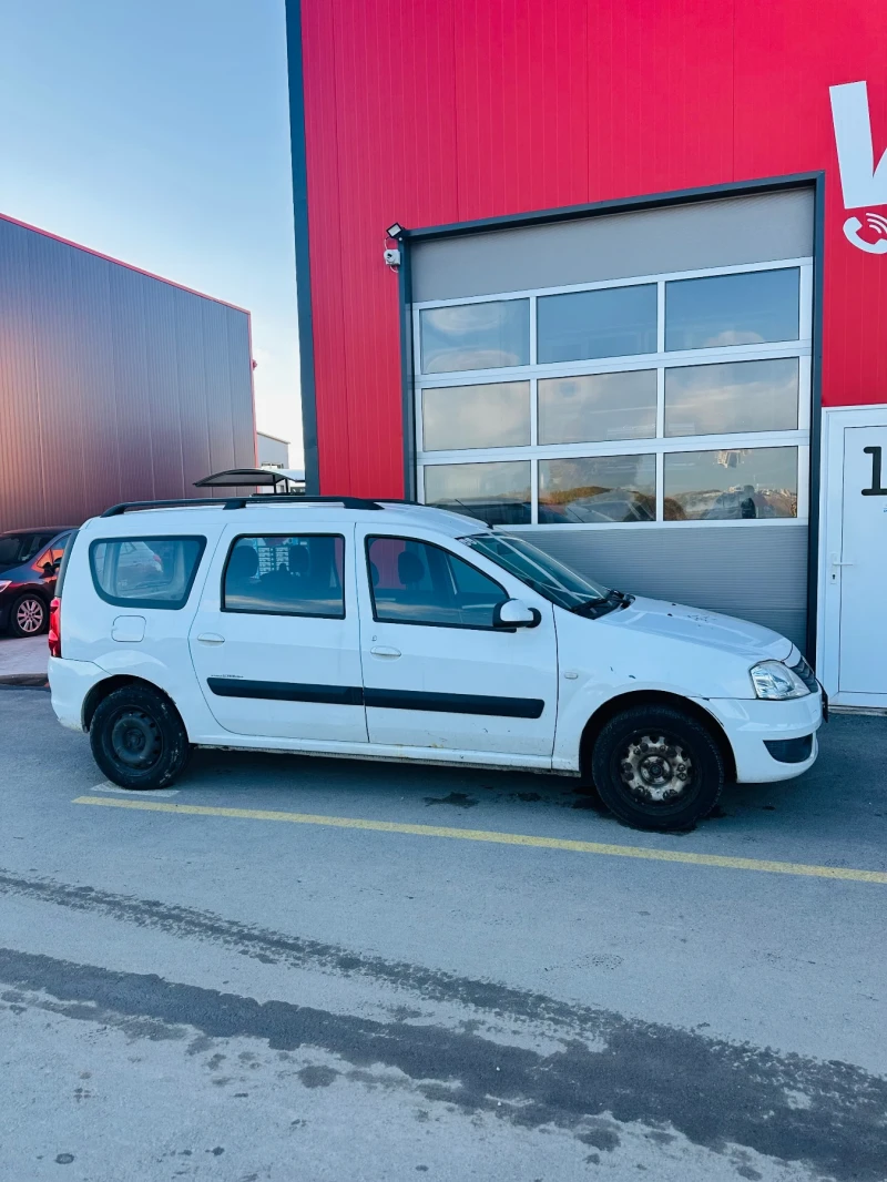 Dacia Logan, снимка 3 - Автомобили и джипове - 52373924