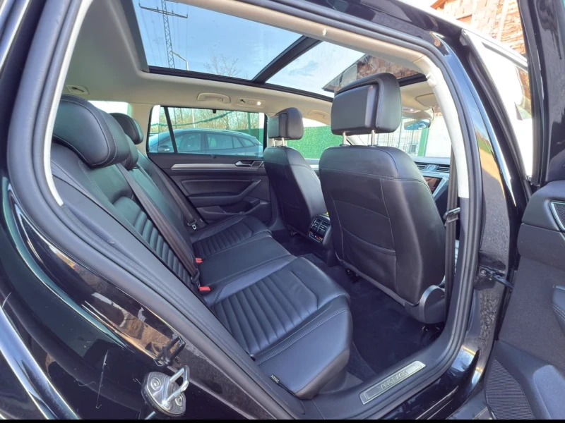 VW Passat ALLTRACK 4-motion.2.0ТДИ Би-Турбо.LED-фарове., снимка 14 - Автомобили и джипове - 52880276