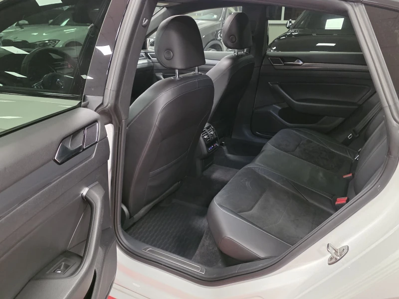 VW Arteon, снимка 15 - Автомобили и джипове - 52929104