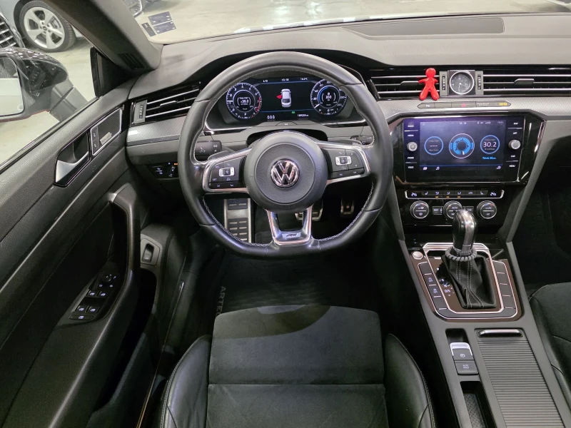 VW Arteon, снимка 6 - Автомобили и джипове - 52929104