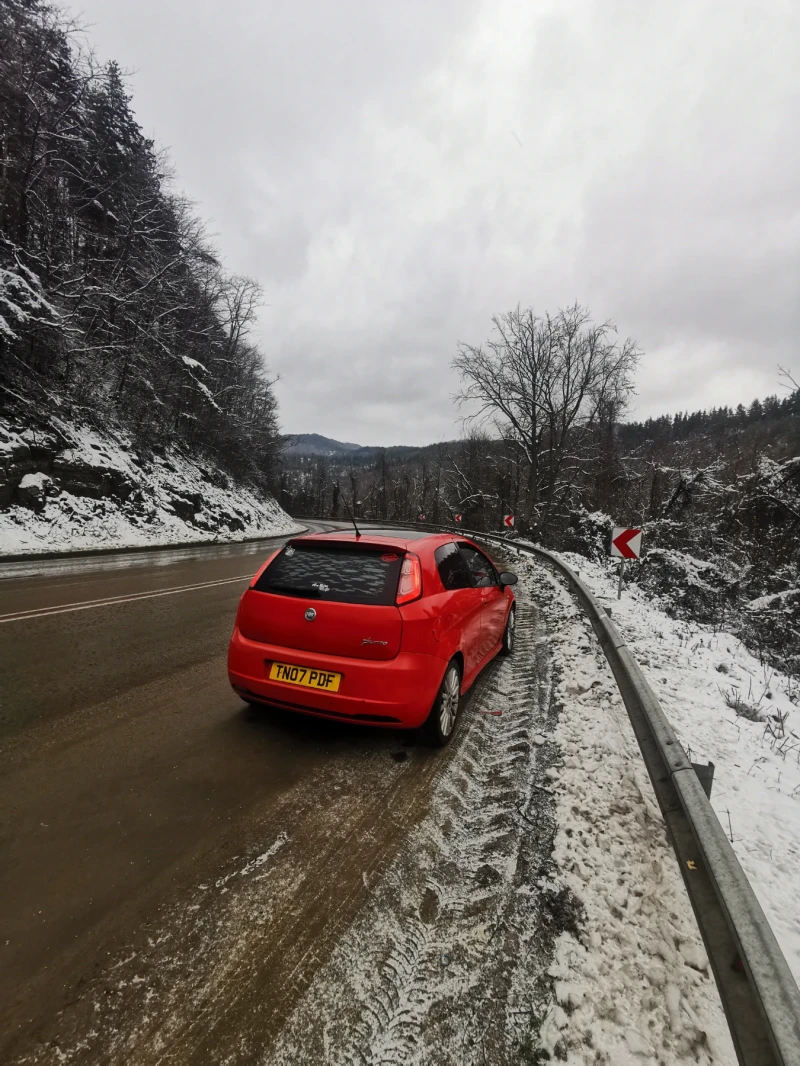 Fiat Punto 1.4 ТУРБО БЕНЗИН , снимка 3 - Автомобили и джипове - 53385603