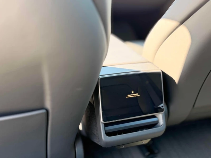 Tesla Model 3 * Long Range * CARFAX * БЕЗ ПЪРВОНАЧАЛНА ВНОСКА, снимка 10 - Автомобили и джипове - 53421877