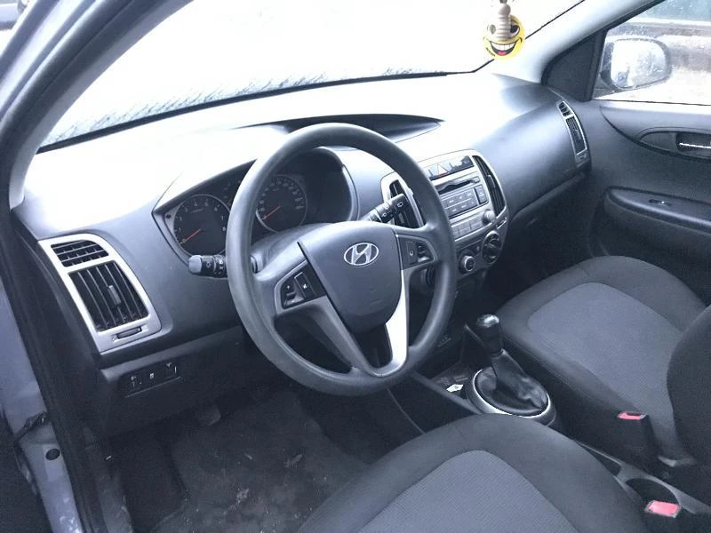 Hyundai I20 1.2i,86кс.,G4LA, снимка 3 - Автомобили и джипове - 24211095