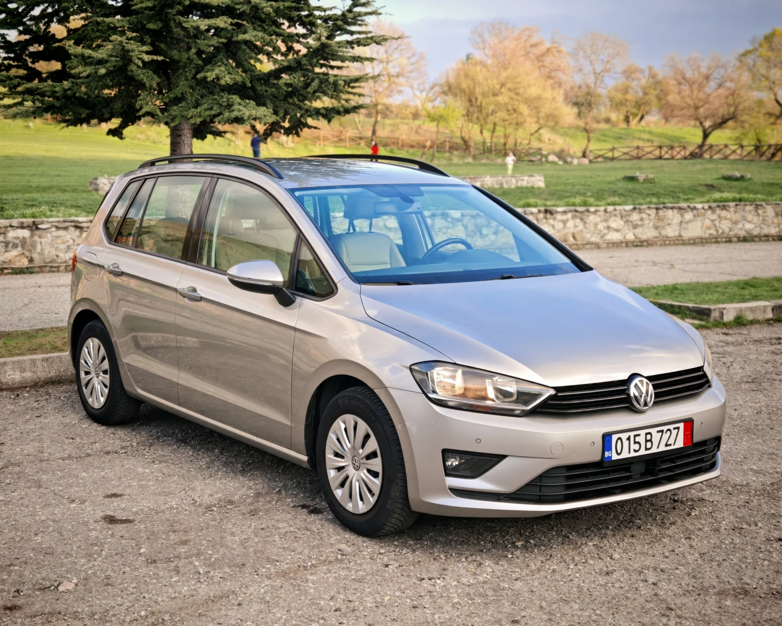 VW Golf Sportsvan НАВИ-КОЖА-ДИСТРОНИК, снимка 1