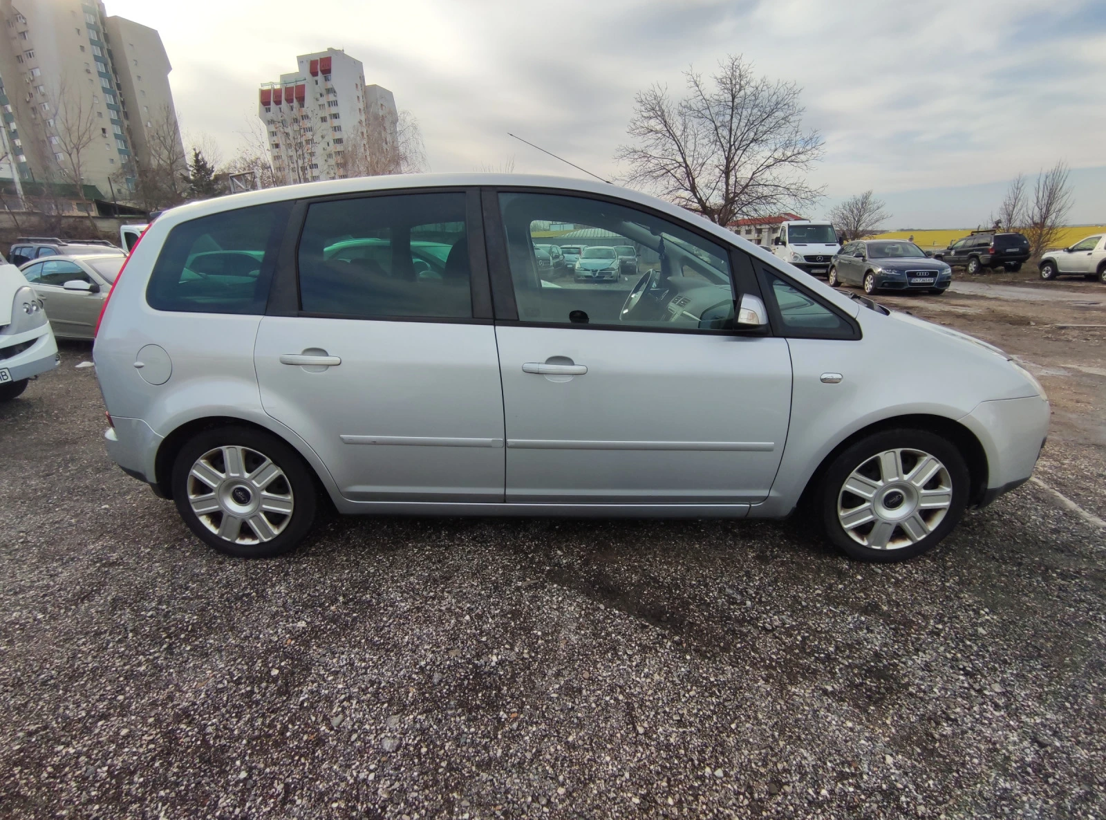 Ford C-max 2.0i 145кс GHIA , НАВИГАЦИЯ КЛИМАТРОНИК - изображение 4