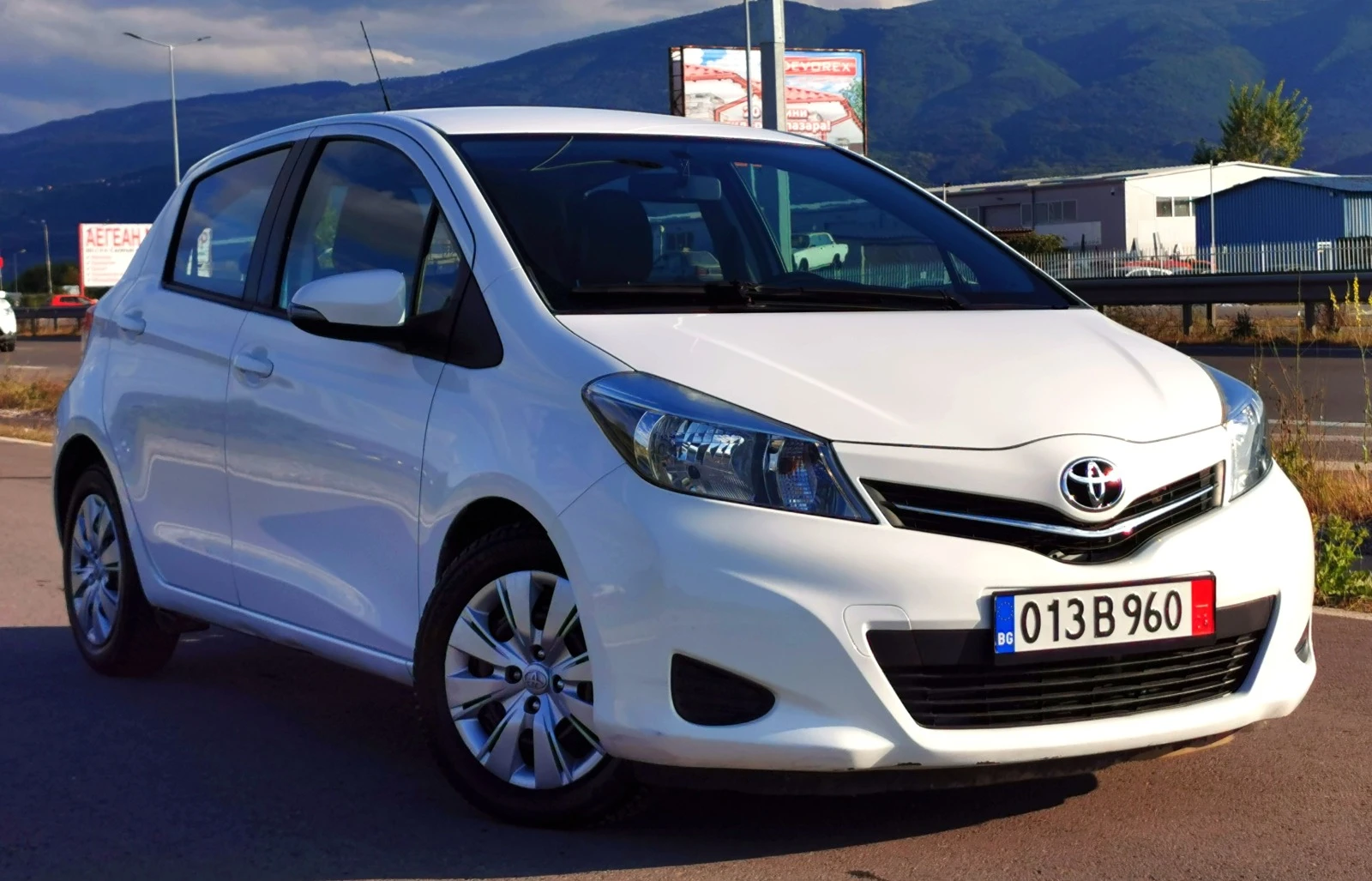 Toyota Yaris 1.4D4D - [1] 