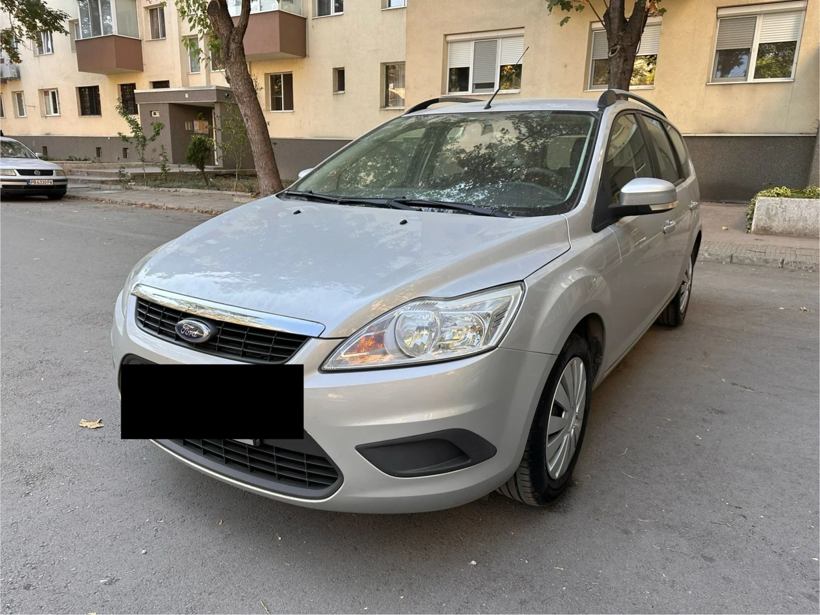 Ford Focus 1.6i Парктроник/Комби/Клима/Топ състояние! - изображение 3