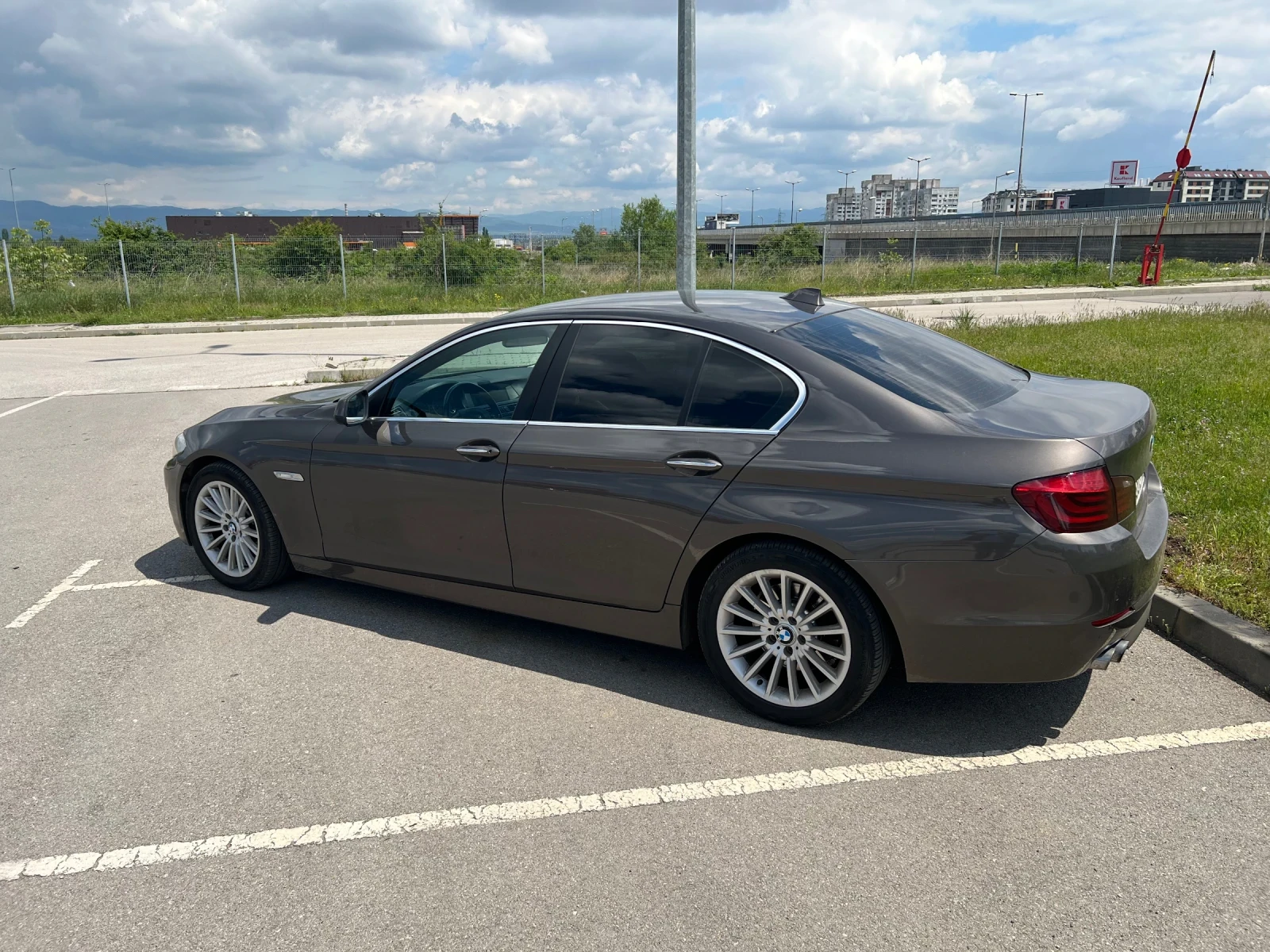 BMW 530 3.0i 204кс - изображение 8
