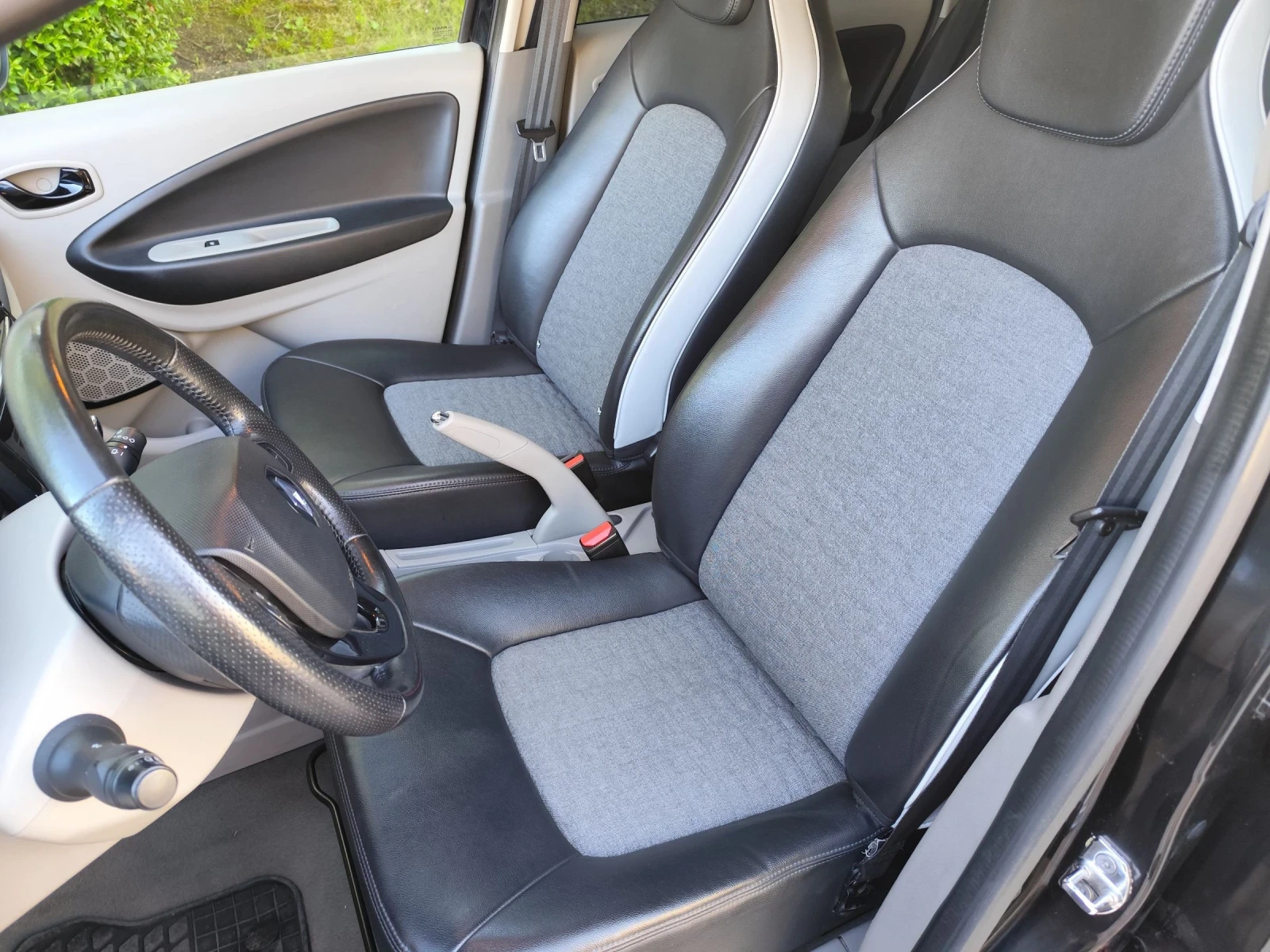 Renault Zoe Q210 92%SOH INTENSE - изображение 6