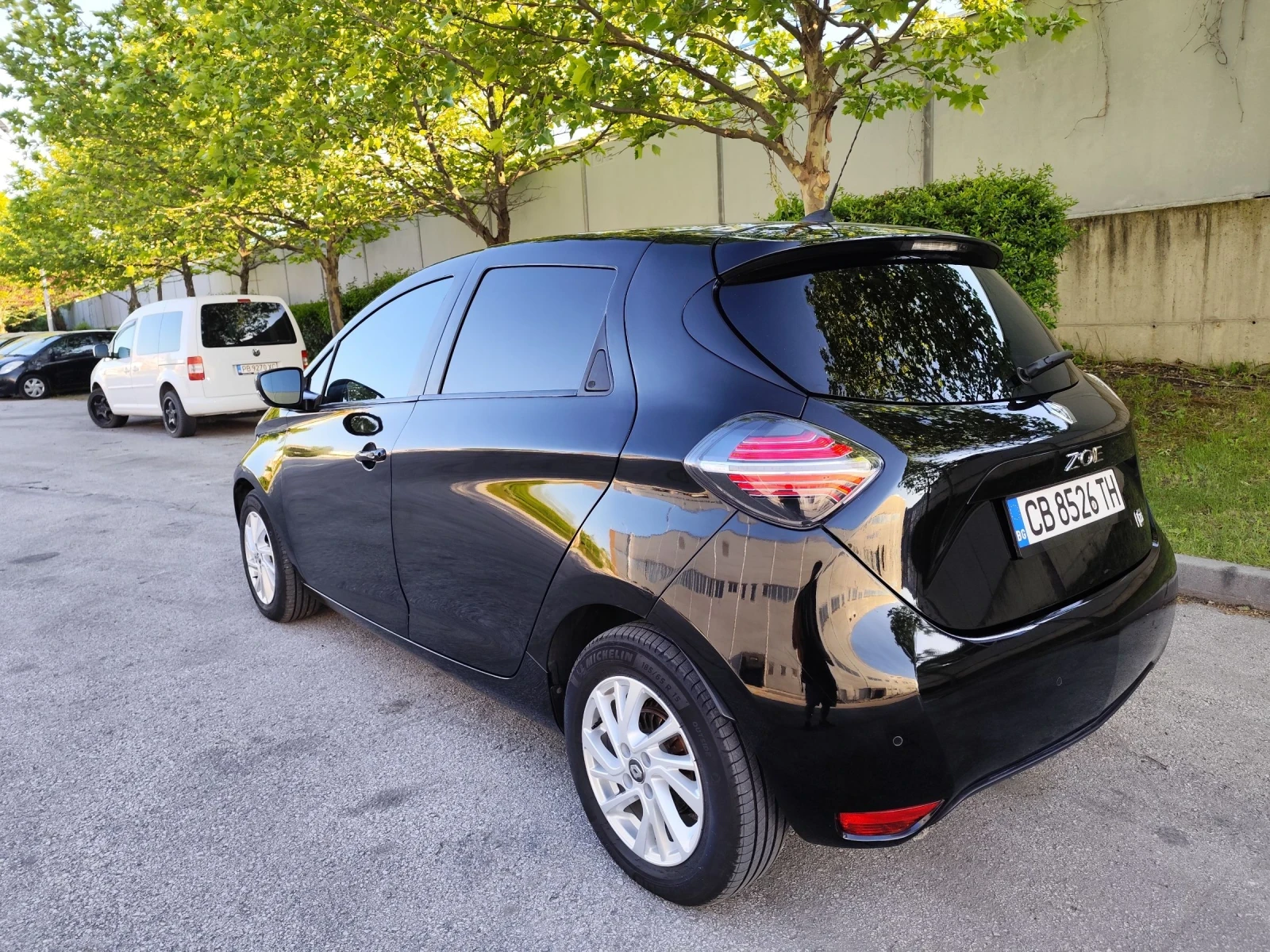 Renault Zoe Q210 92%SOH INTENSE - изображение 4