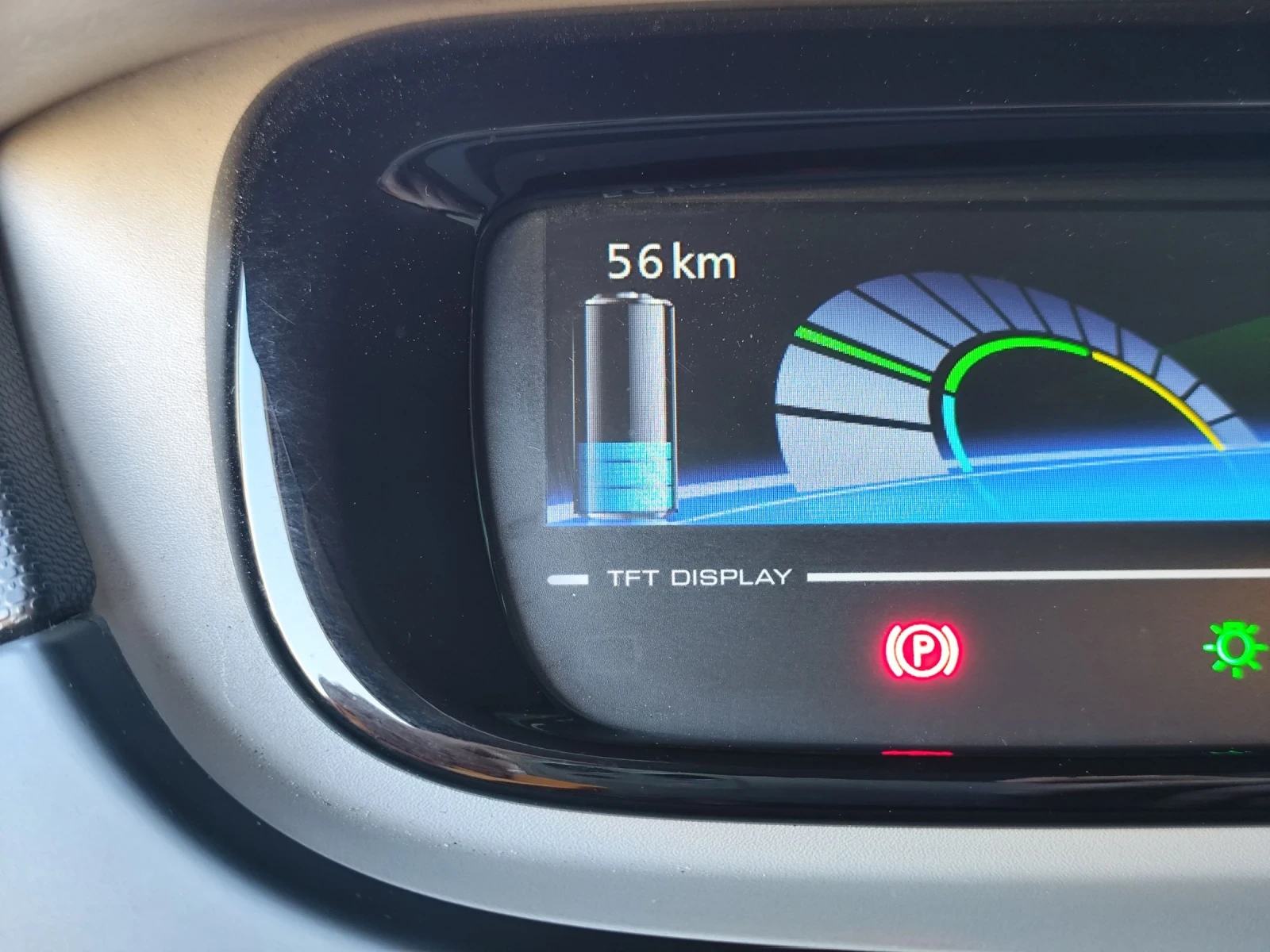 Renault Zoe Q210 92%SOH INTENSE - изображение 8