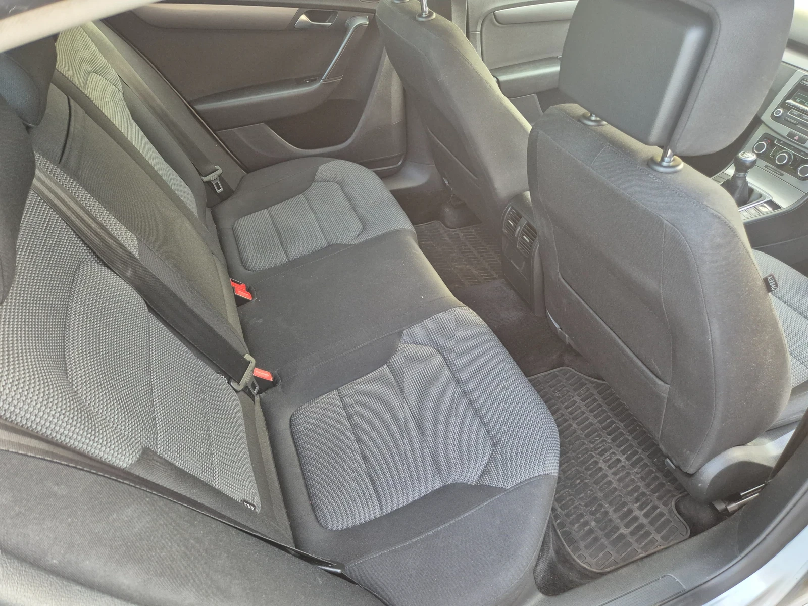 VW Passat 2.0тди 140 - изображение 10