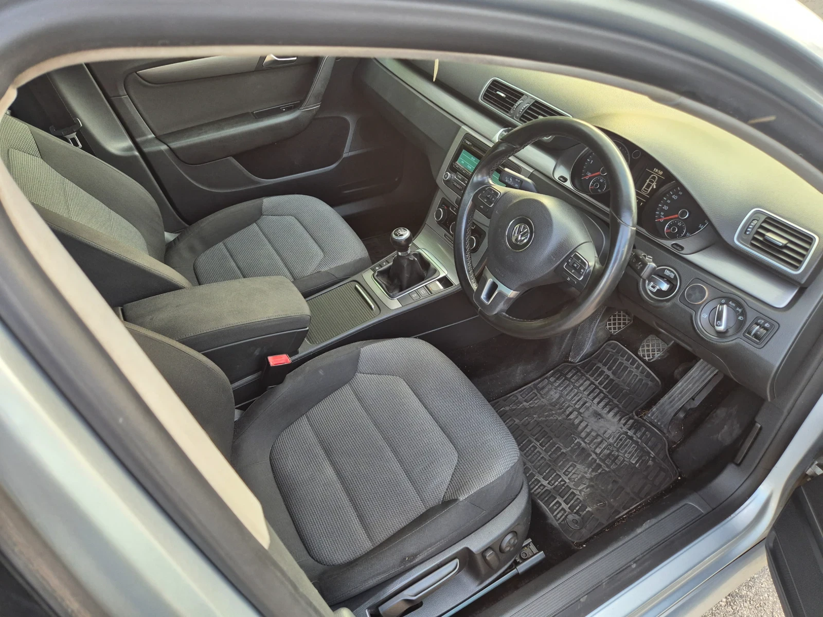 VW Passat 2.0тди 140 - изображение 9