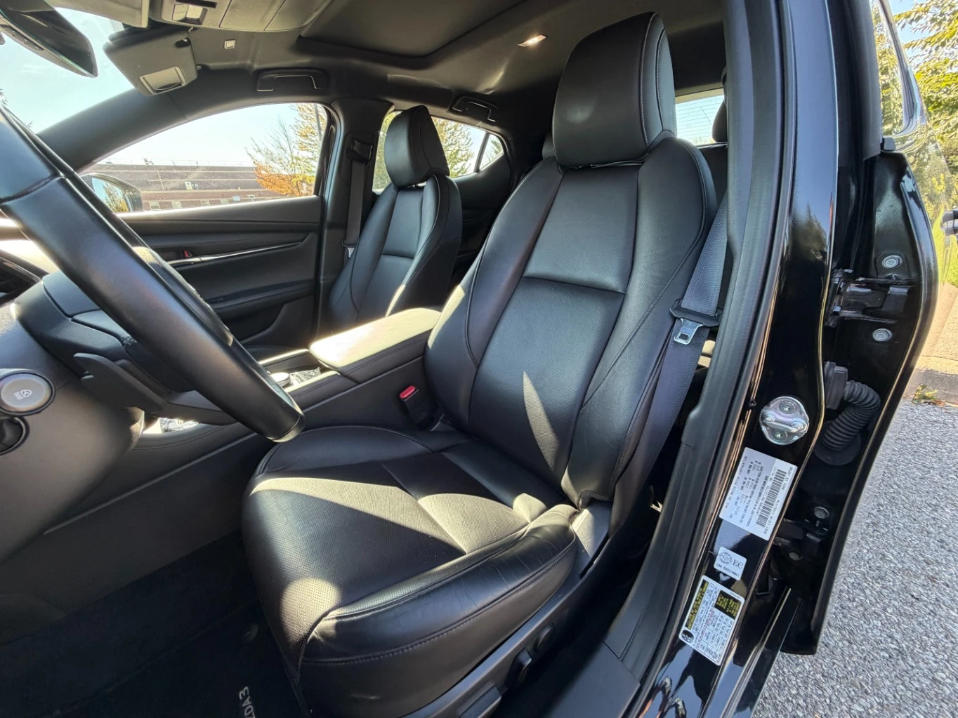 Mazda 3 GT * * CARFAX * * АВТО КРЕДИТ * *  - изображение 8