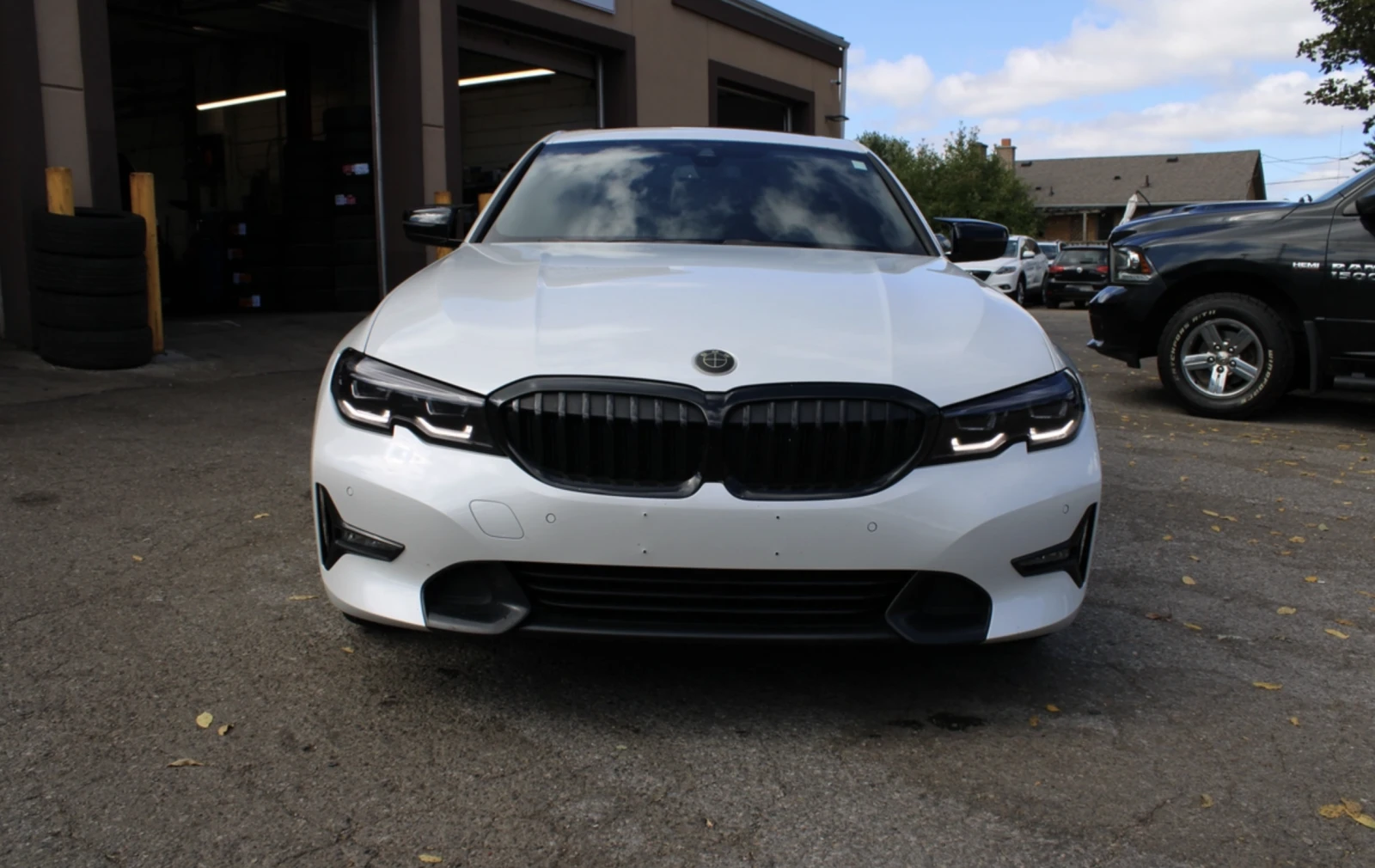 BMW 330 e xDrive* АВТОКРЕДИТ*  - изображение 2