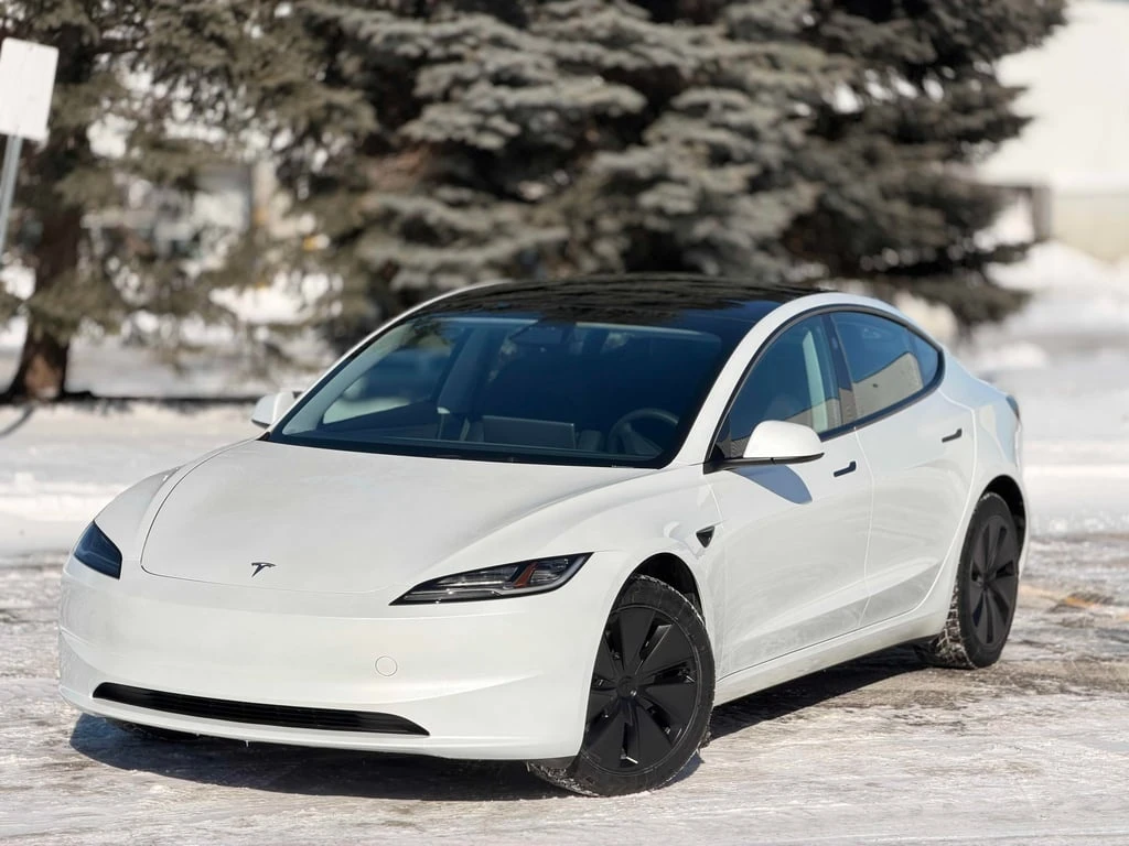 Tesla Model 3 * Long Range * CARFAX * ��� ������������ ������ | Mobile.bg � ����������� 1
