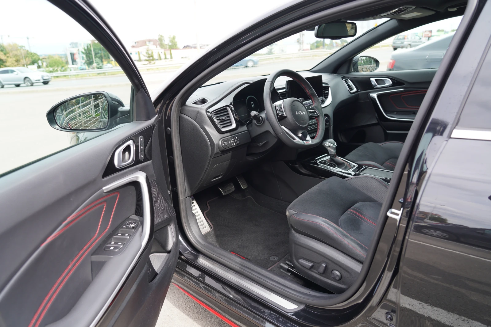 Kia Pro ceed 1.6 Turbo 204HP GT Pack - изображение 6