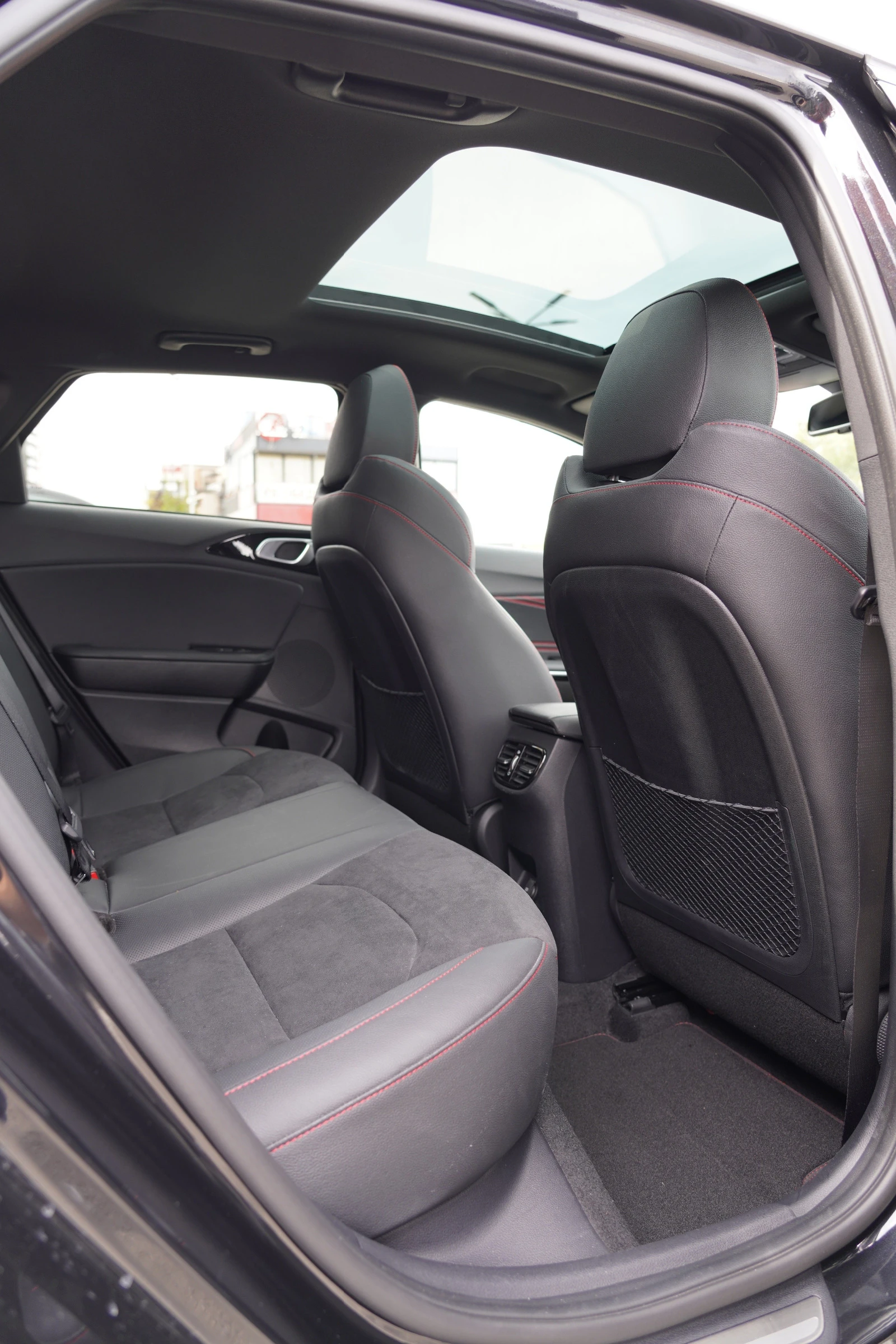 Kia Pro ceed 1.6 Turbo 204HP GT Pack - изображение 8