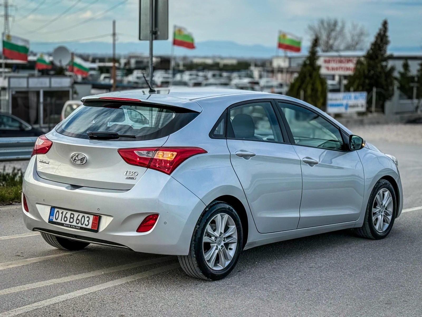 Hyundai I30 1.6CRDI::ИТАЛИЯ, снимка 4 - Автомобили и джипове - 54127269