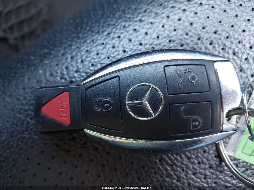 Mercedes-Benz C 300 2.0L I-4 DI, DOHC, VVT, TURBO, 241HP Rear Wheel | Mobile.bg � ����������� 11