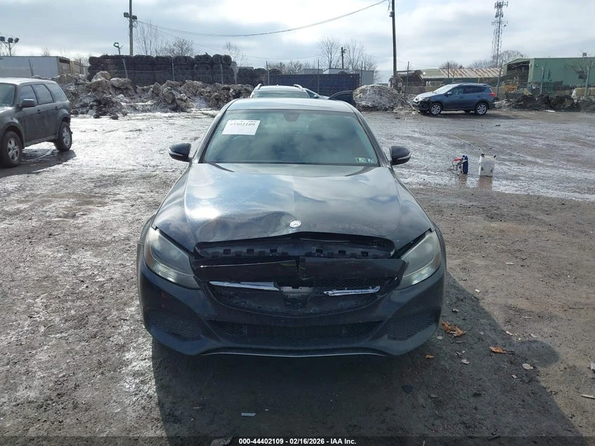 Mercedes-Benz C 300 2.0L I-4 DI, DOHC, VVT, TURBO, 241HP Rear Wheel | Mobile.bg � ����������� 12