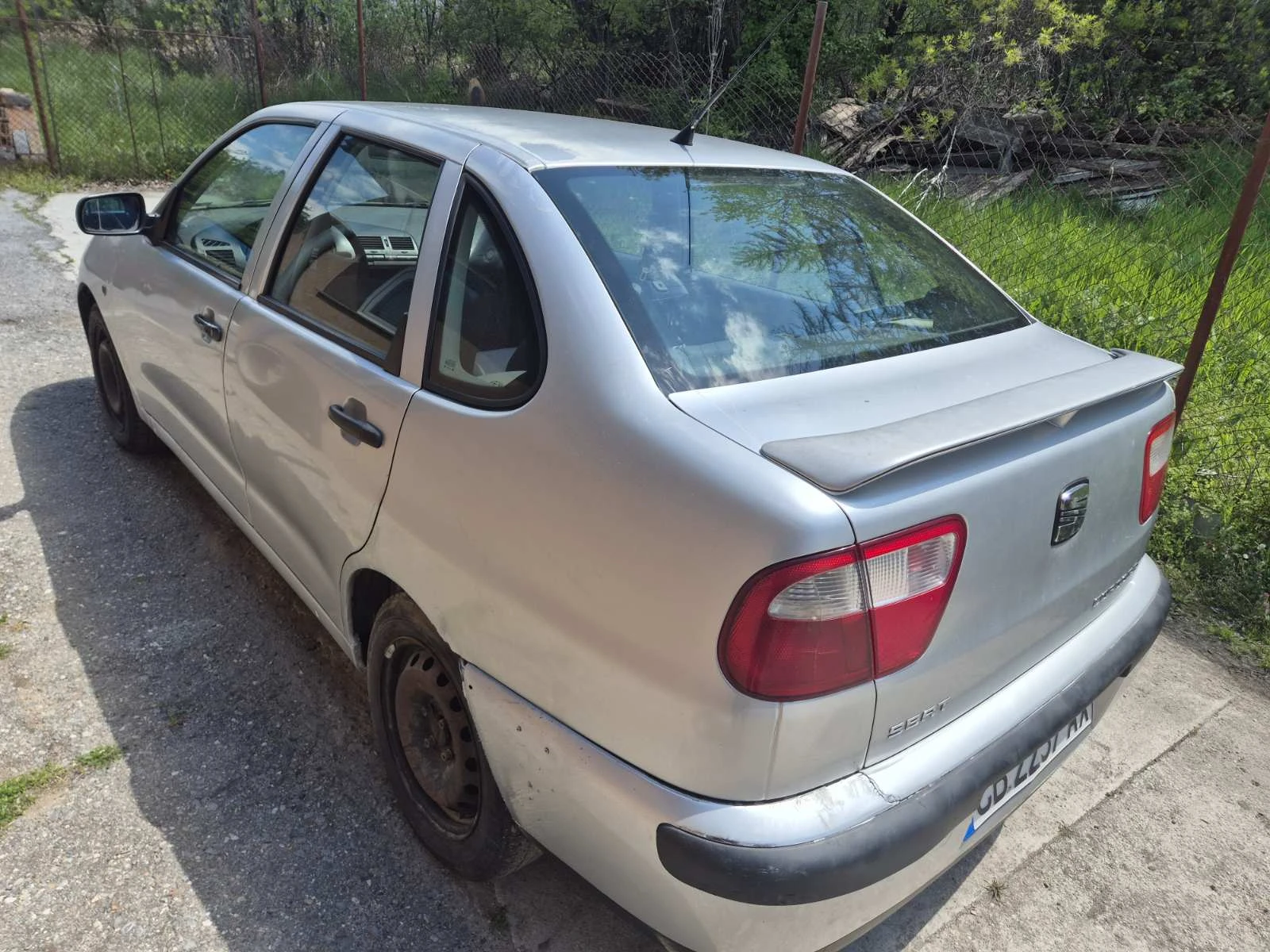 Seat Cordoba 1.4mpi, снимка 3 - Автомобили и джипове - 54493627