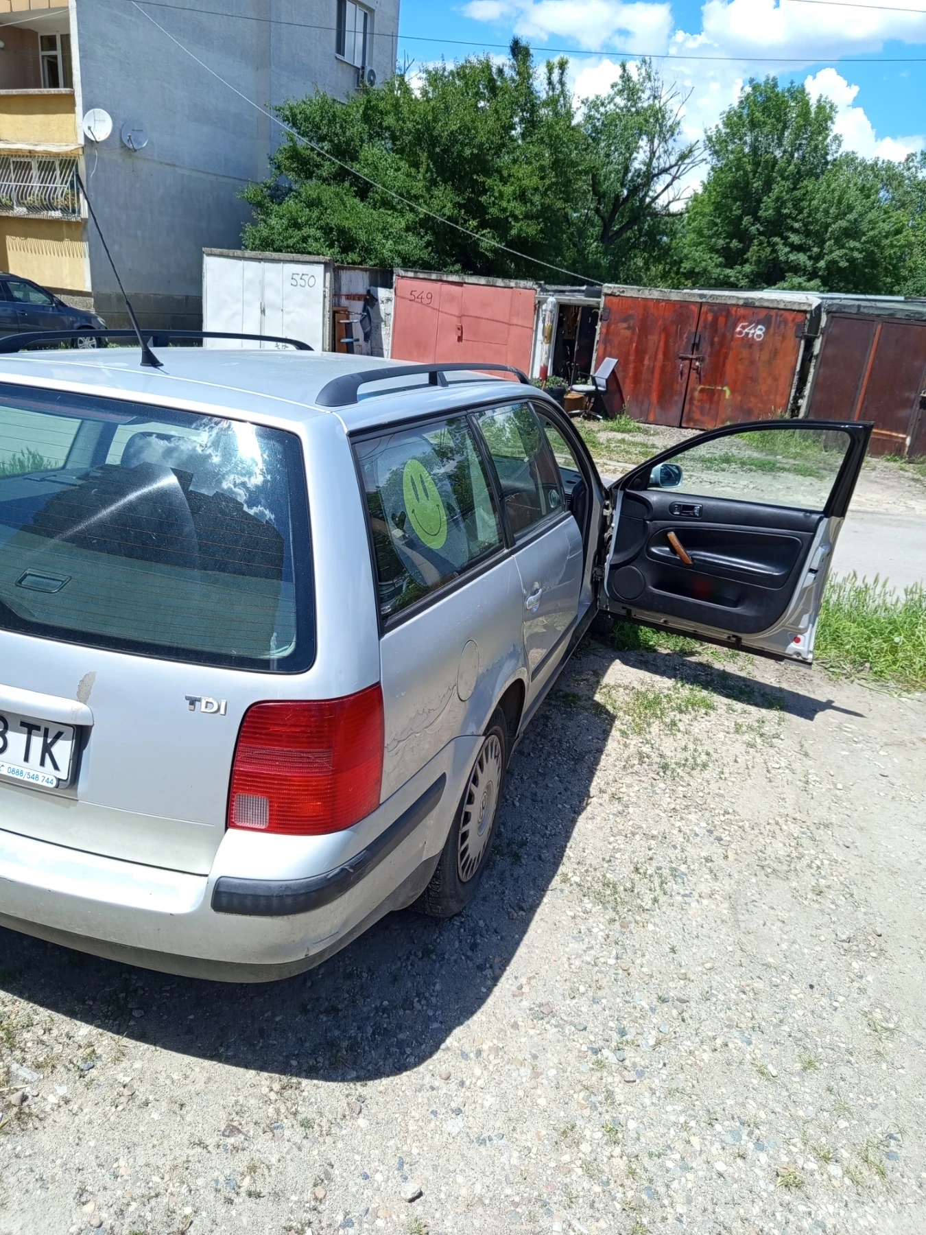VW Passat 1.9тди, снимка 3 - Автомобили и джипове - 54770450