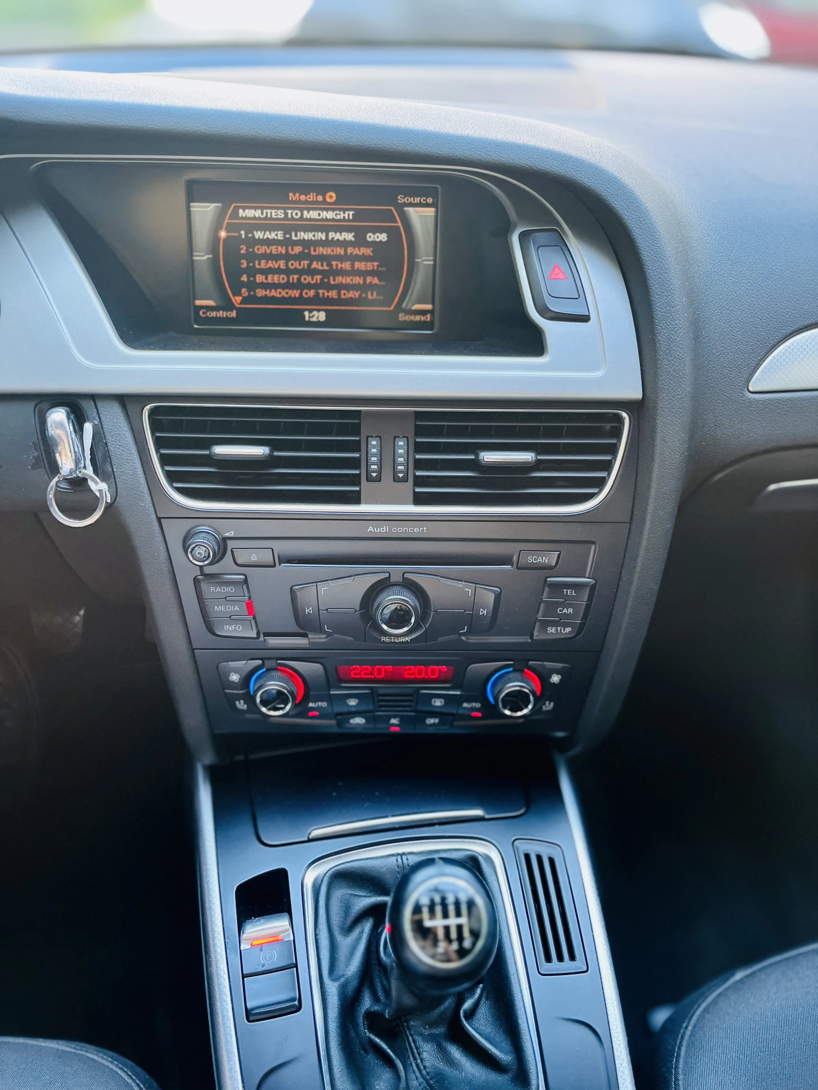 Audi A4 1.8 ТFSI (B8), снимка 10 - Автомобили и джипове - 54789357