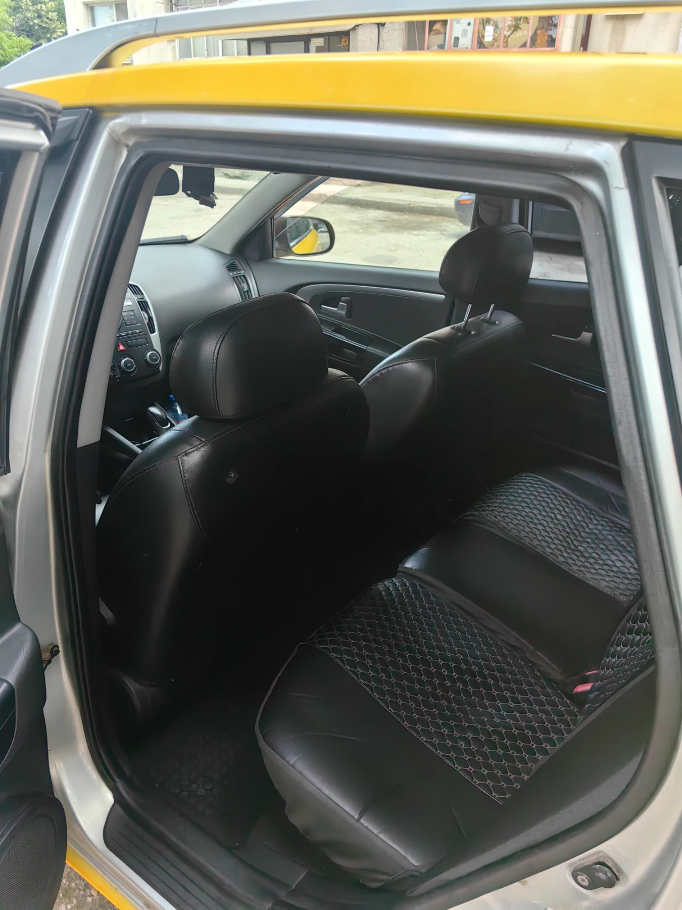 Kia Ceed 1.6 GAS AVTOMAT, снимка 7 - Автомобили и джипове - 54958183