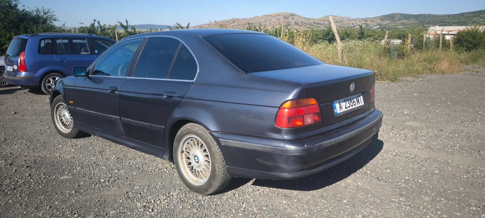 BMW 525, снимка 4 - Автомобили и джипове - 55000330